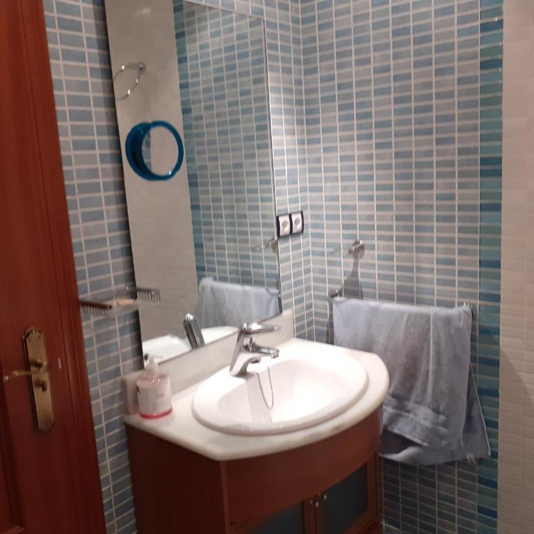 Alquiler Vivienda Turística Fuengirola-Torreblanca Paseo Marítimo Nº 110 - Apartamento de 2 dormitorios - 3