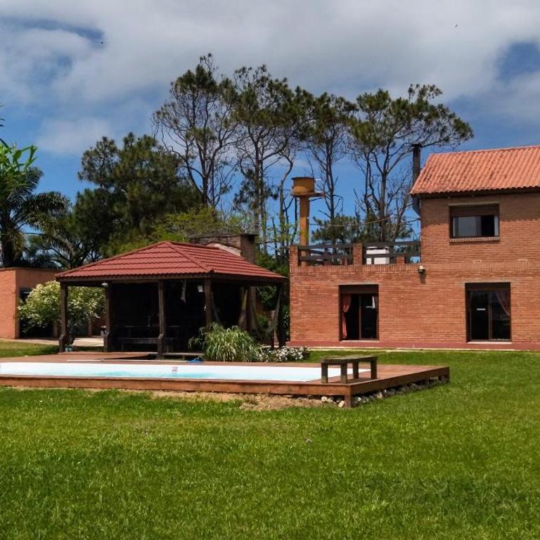 Casa Amigable y Disfrutable - Five-Bedroom House - 2