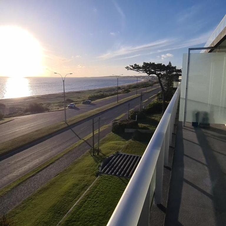 Apartamento frente al mar primera linea de la mansa Pda 26 punta del este penthouse - Two-Bedroom Apartment - 4