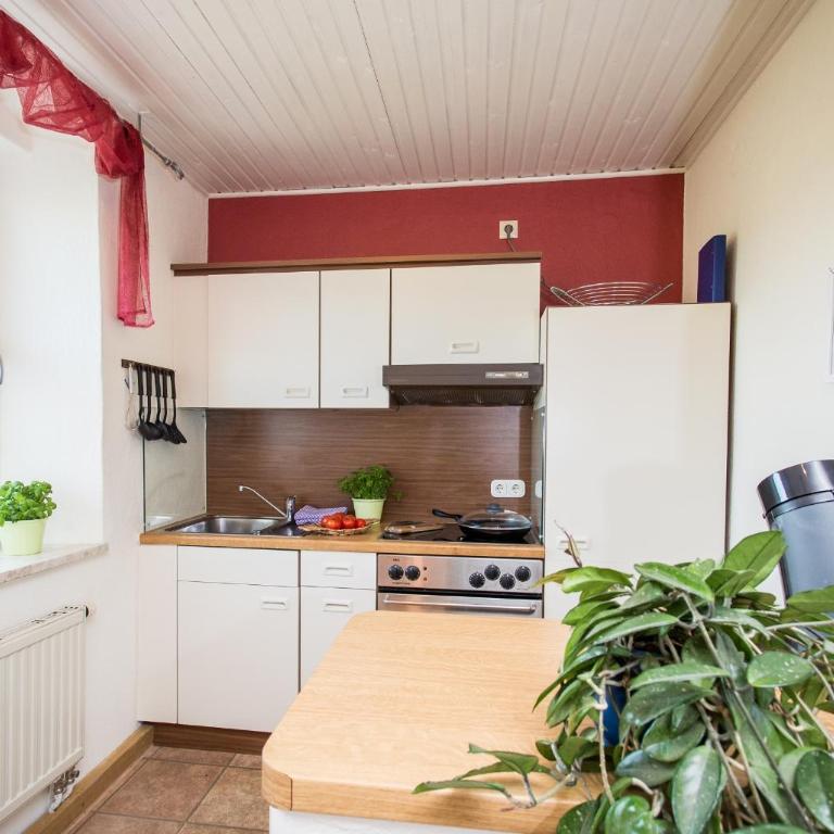 Gästehaus Herb - Apartment mit Blick auf die Berge - 6