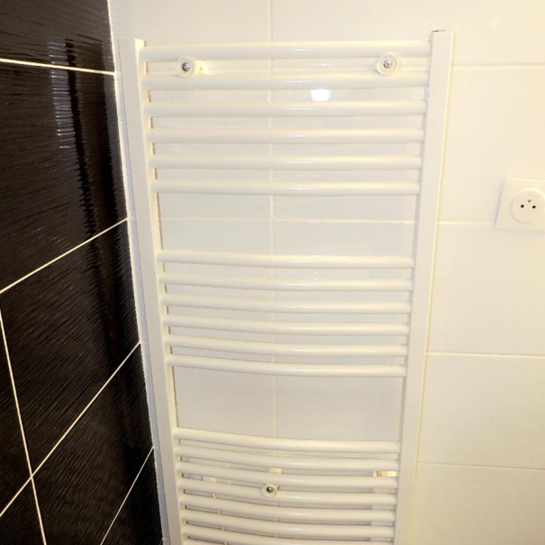 Le COSY Toulouse 3 min de la Gare à pieds Parking gratuit ventilateur - One-Bedroom Apartment - 34