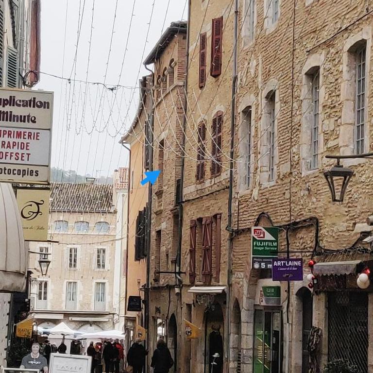 2 chambres 88m2 Extra centre historique Cahors vaste appartement convivial et cosy - Appartement 1 Chambre - 11