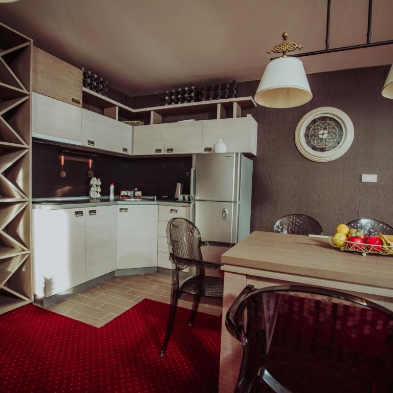 Milmari - Breakfast and pool - Superior Apartment - 3