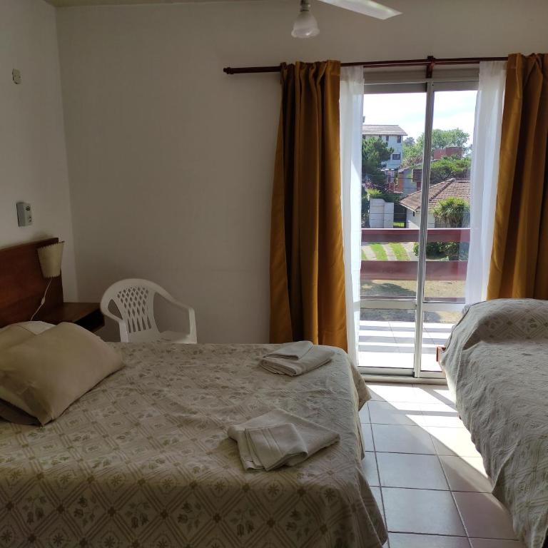 Hosteria Ymaz - Habitación Triple - 3