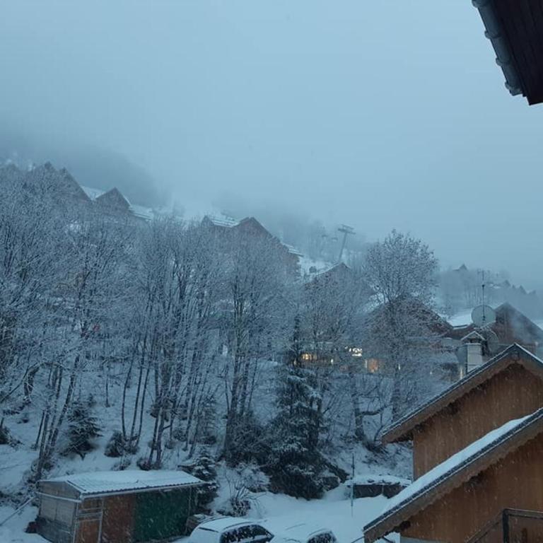 Valloire Studio Marmotte : Nid douillet centre de valloire, été / hiver 4p - Studio Standard - 11