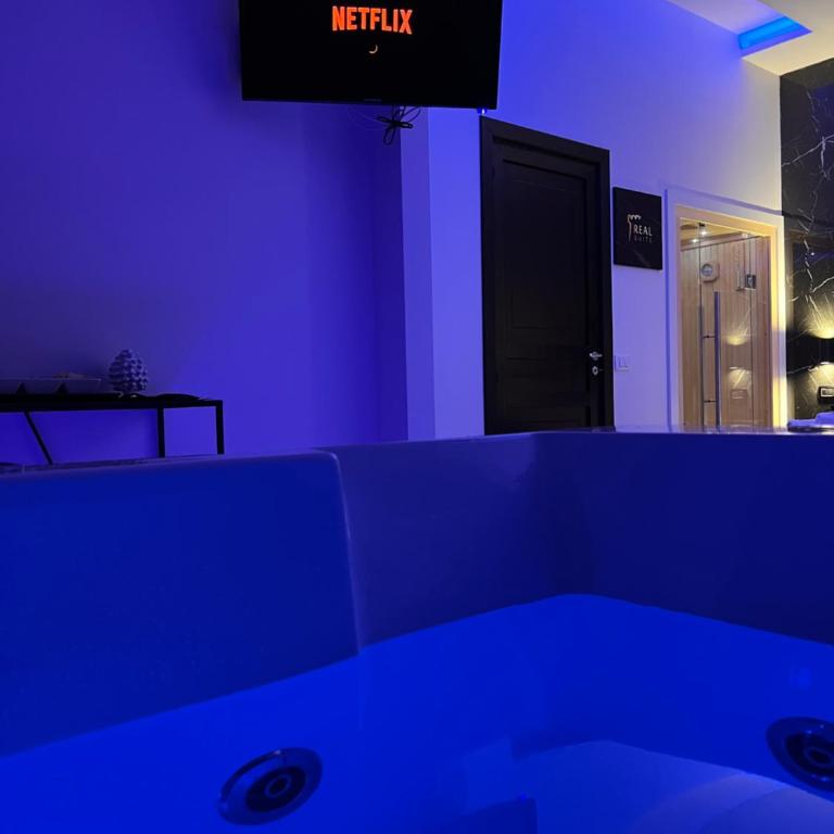 Real suite spa - King Room with Spa Bath - 13