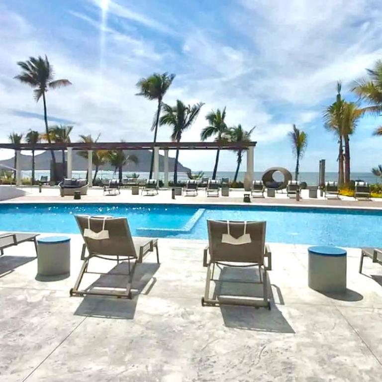 Camino Al Mar with Amazing View of the Ocean, Beach and Pool - Two-Bedroom Apartment - 1