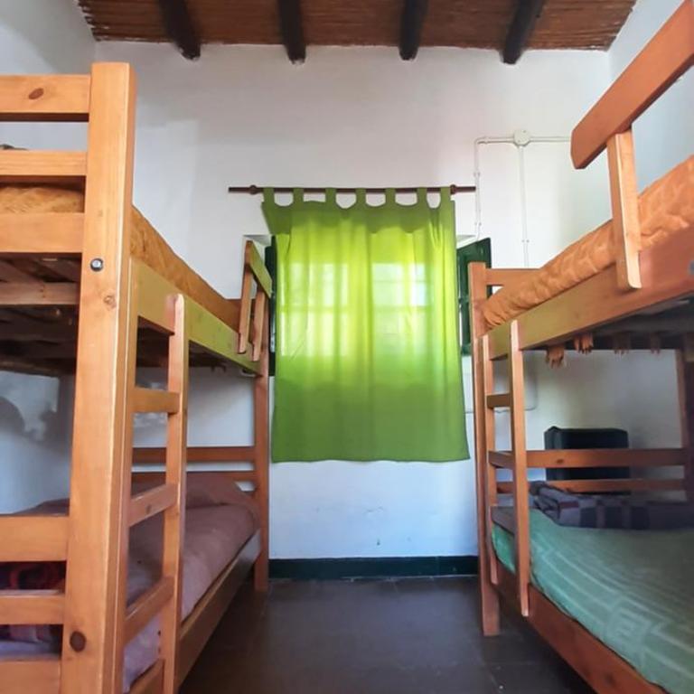 Hospedaje Don Alberto - Quadruple Room with Shared Bathroom - 9