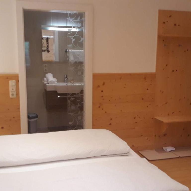 Pension Ladner - Chambre Double – Vue sur Lac - 4