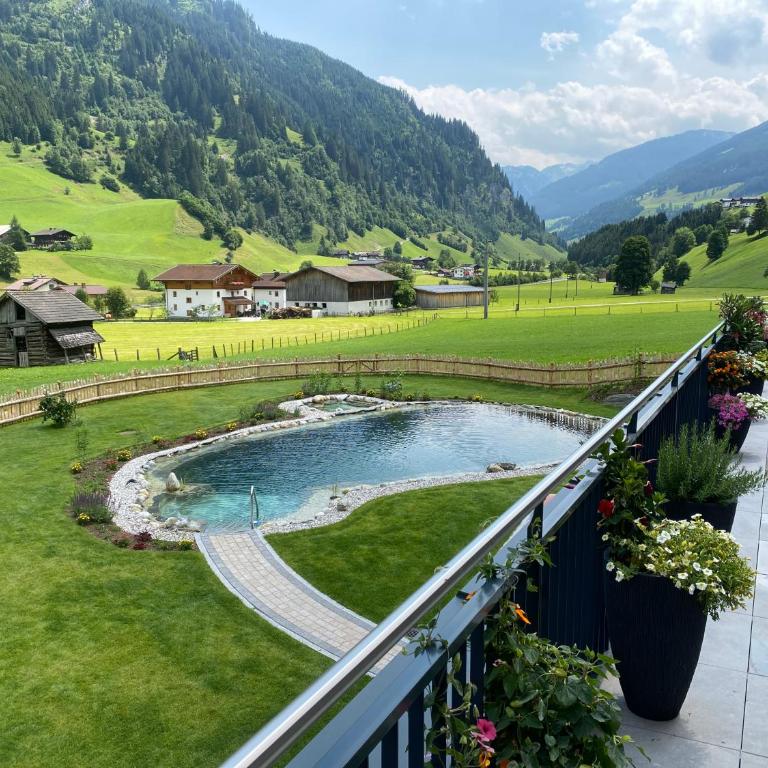 Schmiedhof Gut - Doppelzimmer mit Terrasse - 2