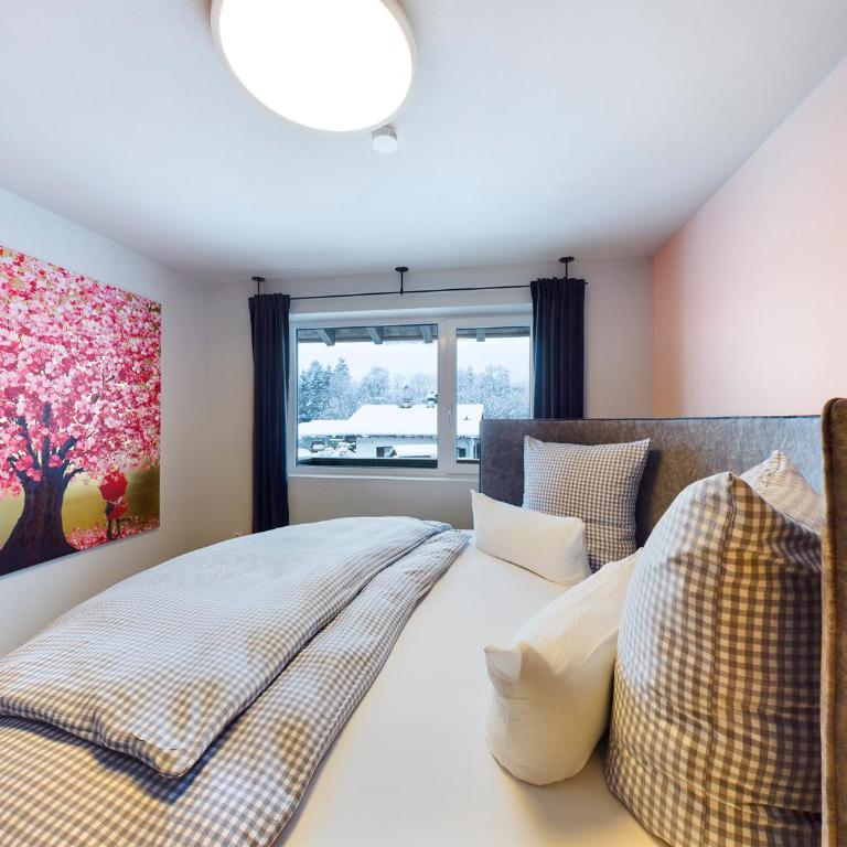 Pistenraupe - Deluxe Family Room - 12