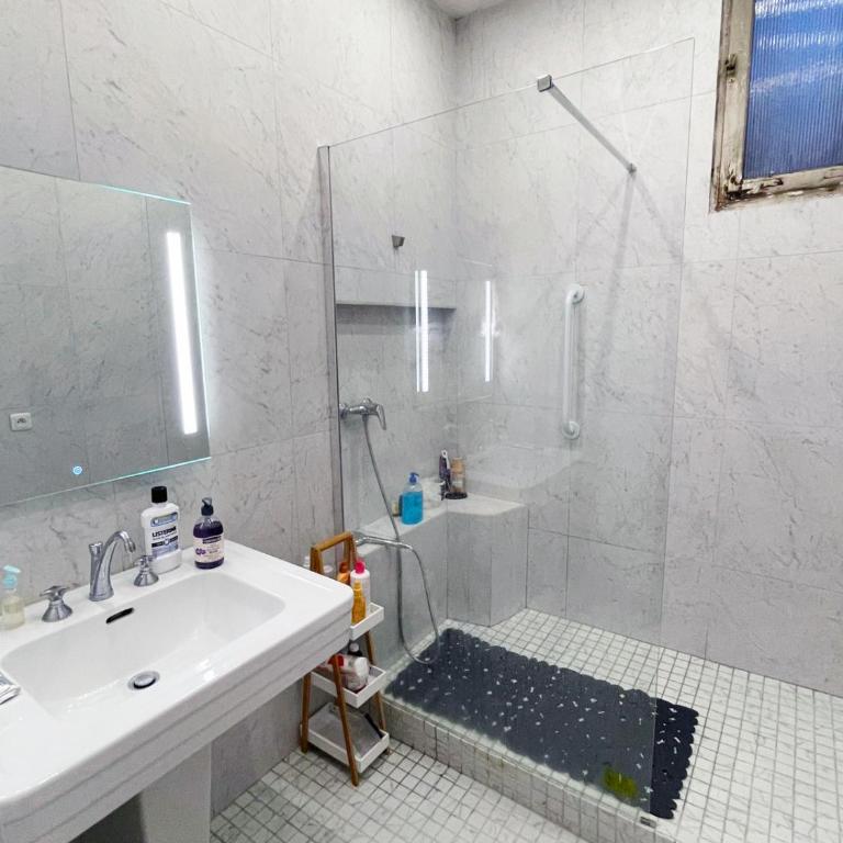 beautiful flat in the center of Paris 6 th district - Appartement 1 Chambre - 12