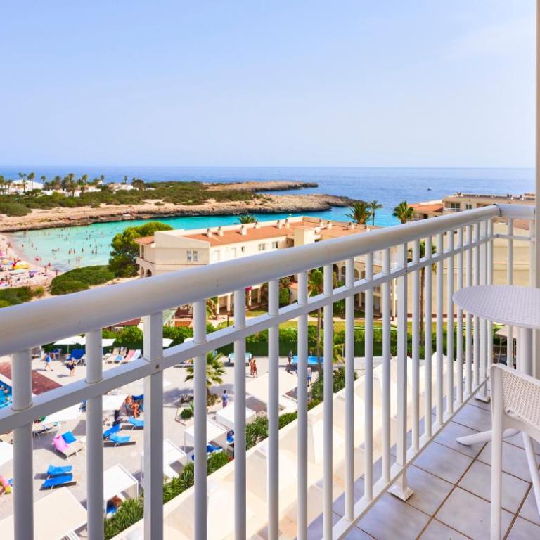 Globales Cala'n Bosch - Habitación Doble con vistas al mar (2 adultos) - 3