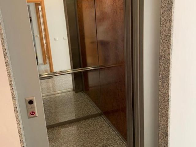 APARTAMENTO EN EL CENTRO, TRANQUILO Y LUMINOSO - One-Bedroom Apartment - 22