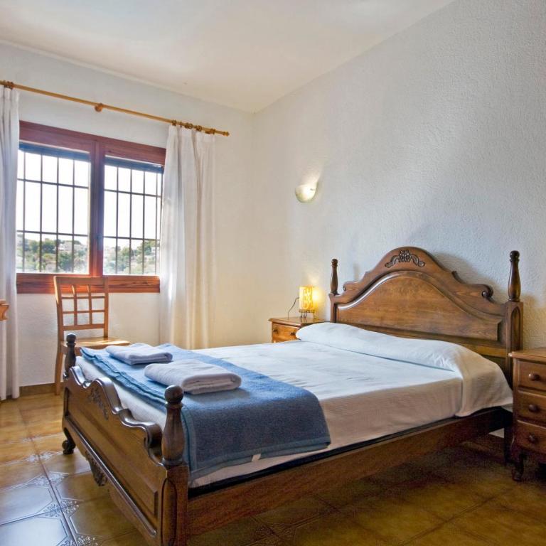 Villa Fustera - PlusHolidays - Villa con piscina privada - 12