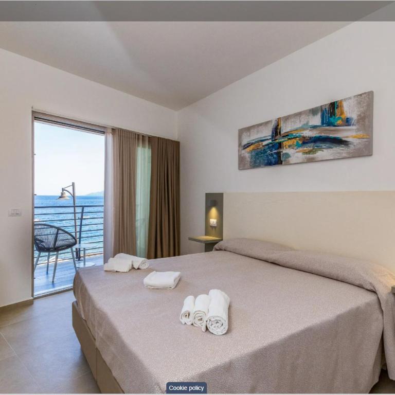 Hotel Caramare - Camera Matrimoniale/Doppia con Letti Singoli con Vista Mare - 1