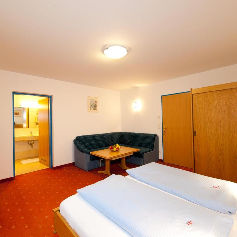 der Steinerwirt - B&B in bester Lage - Dreibettzimmer - 7