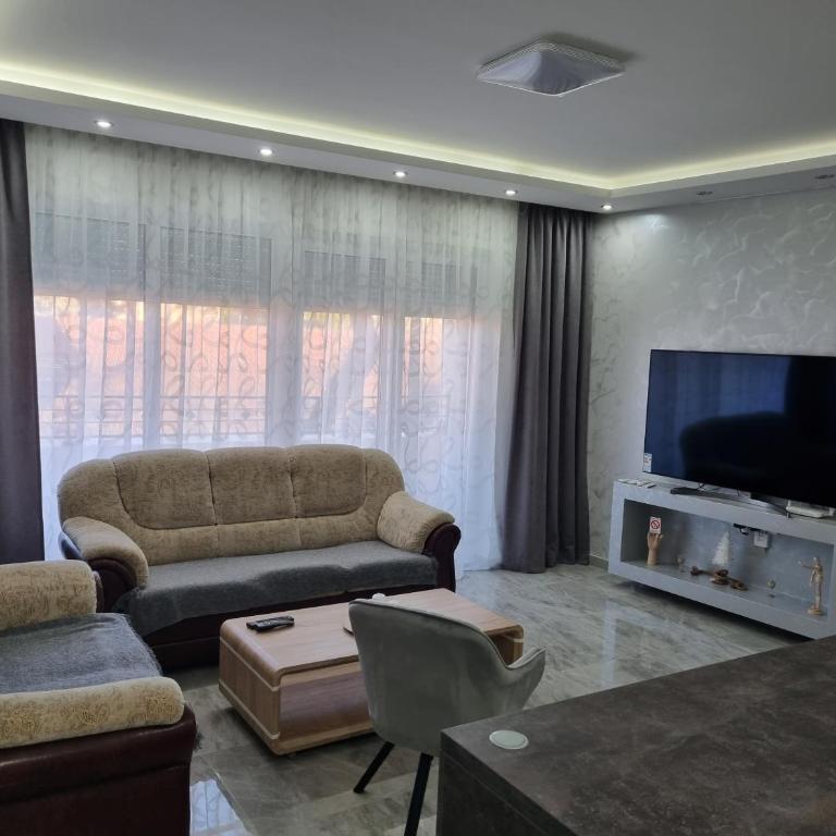 306 APARTMAN - Apartman sa 2 Spavaće Sobe - 2