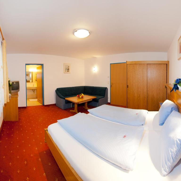 der Steinerwirt - B&B in bester Lage - Dreibettzimmer - 10