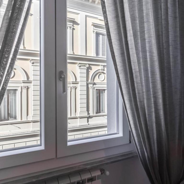 Cavour 82 - Appartamento con 2 Camere da Letto - 5