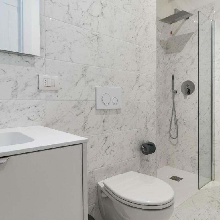Cavour 82 - Appartamento con 2 Camere da Letto - 14
