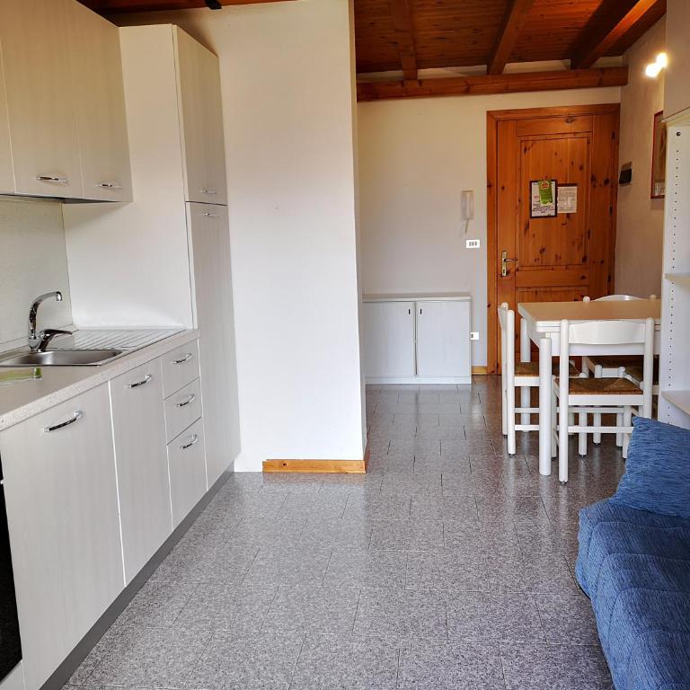 Giò Appartamenti Vacanze - Appartamento con 1 Camera da Letto, Balcone e Vista Montagna - 2