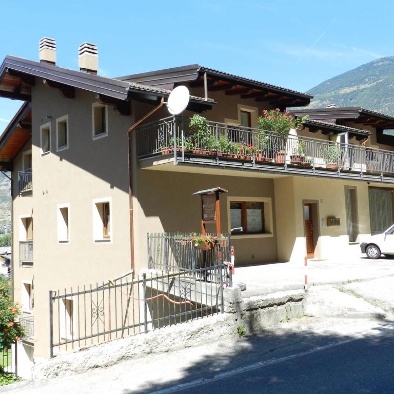 Giò Appartamenti Vacanze - Appartamento con 1 Camera da Letto, Balcone e Vista Montagna - 8