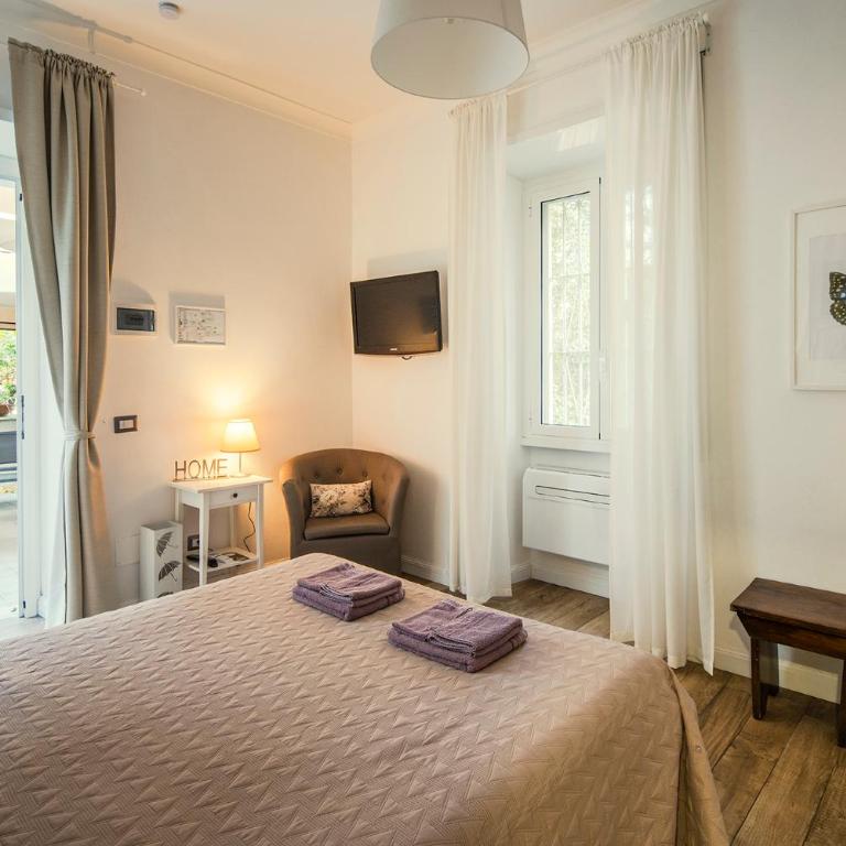 GARDEN HOUSE - Luxury Guest House - Self check-in only - Camera King Deluxe - 1