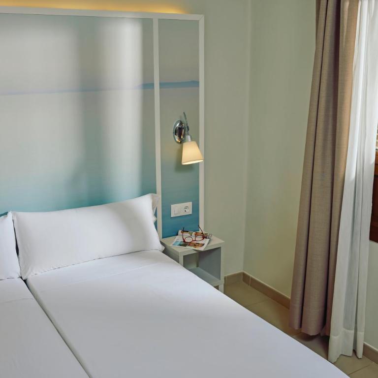 Grupotel Flamingo Beach - Standard Apartment (2 Adults + 2 Children) - 2