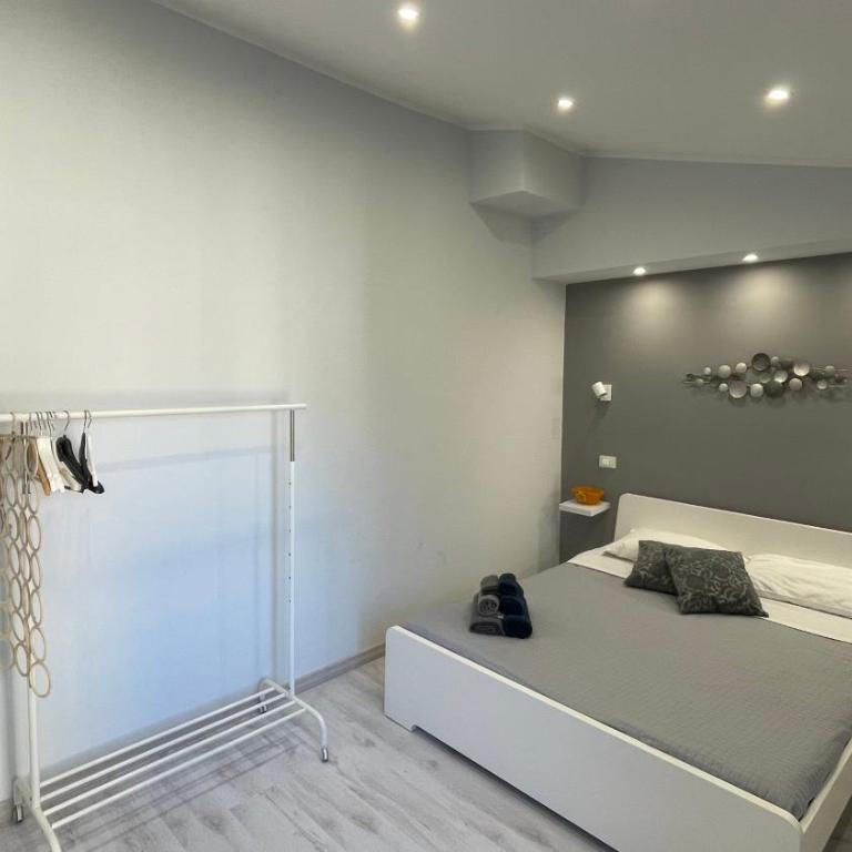 B&B Doralice - Double Room with Balcony - 22