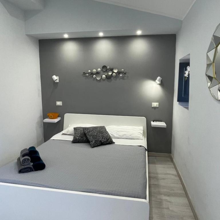 B&B Doralice - Double Room with Balcony - 24