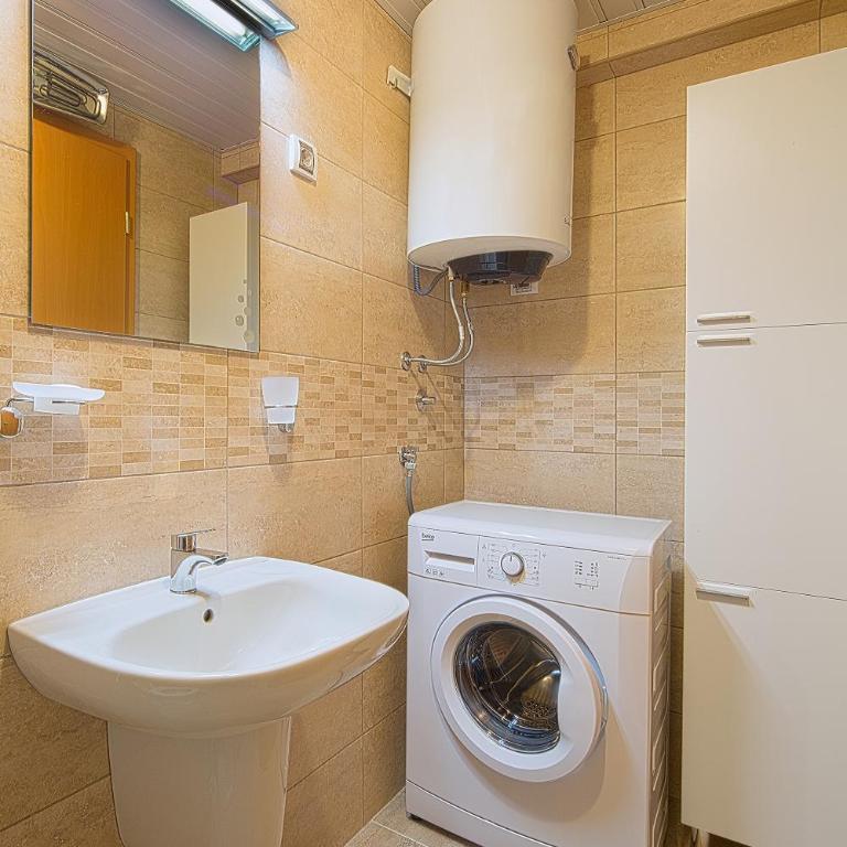 Apartment Ana - Apartman sa 2 Spavaće Sobe - 16