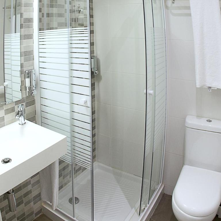 Hotel BESTPRICE Diagonal - Deluxe Single Room - 4