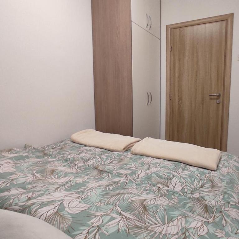 Apartman Stanišić Pale - Two-Bedroom Apartment - 12