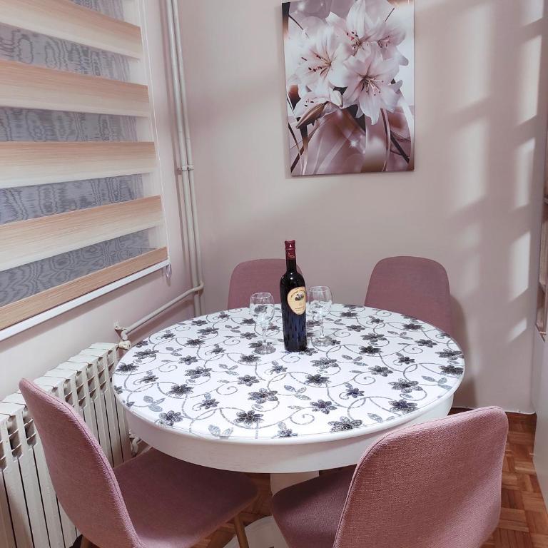 Apartman Stanišić Pale - Two-Bedroom Apartment - 4