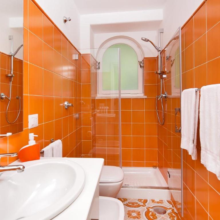 Villa Mariuccia Capri - Appartamento con 3 Camere da Letto, Terrazza e Vista Mare - su 2 Livelli - 6
