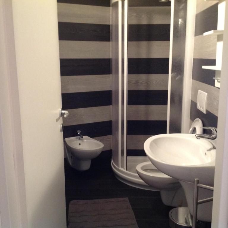 Appartamenti Villa Padania - Appartamento con Balcone - 9