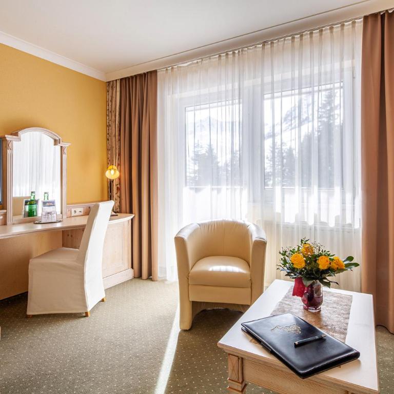 Sport- und Vitalhotel Seppl - Apartment mit Blick auf die Berge - 2