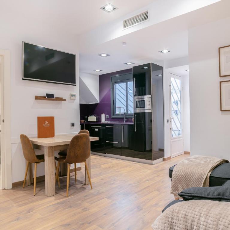KeyFamily Lovely Villa - Apartment with Terrace - 17