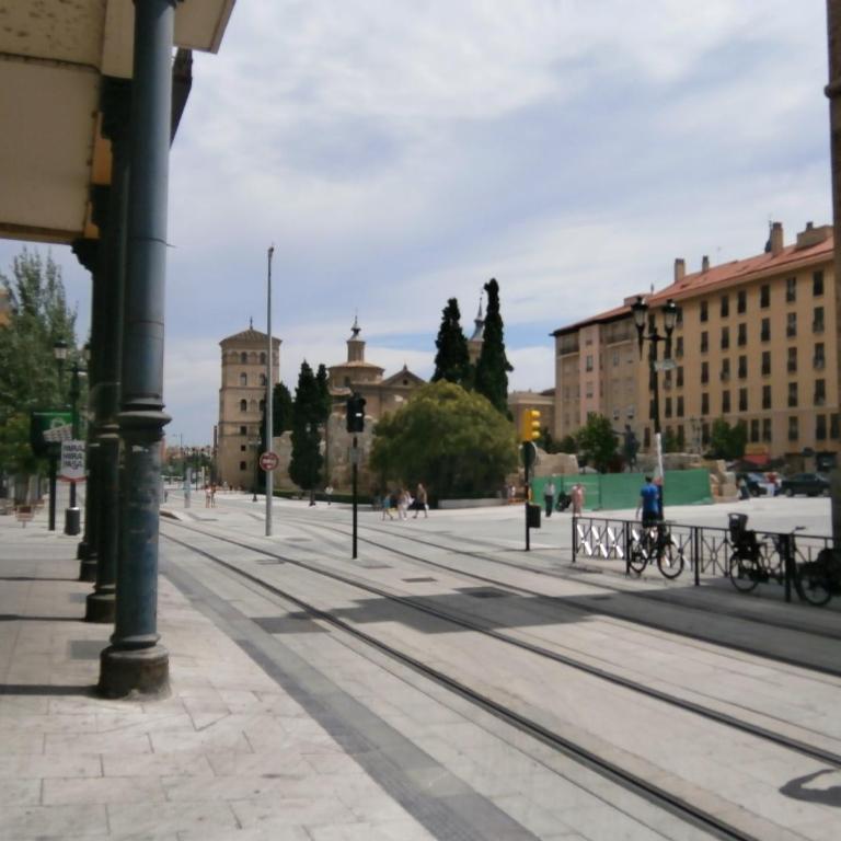 JUNTO AL PILAR - Three-Bedroom Apartment - 21