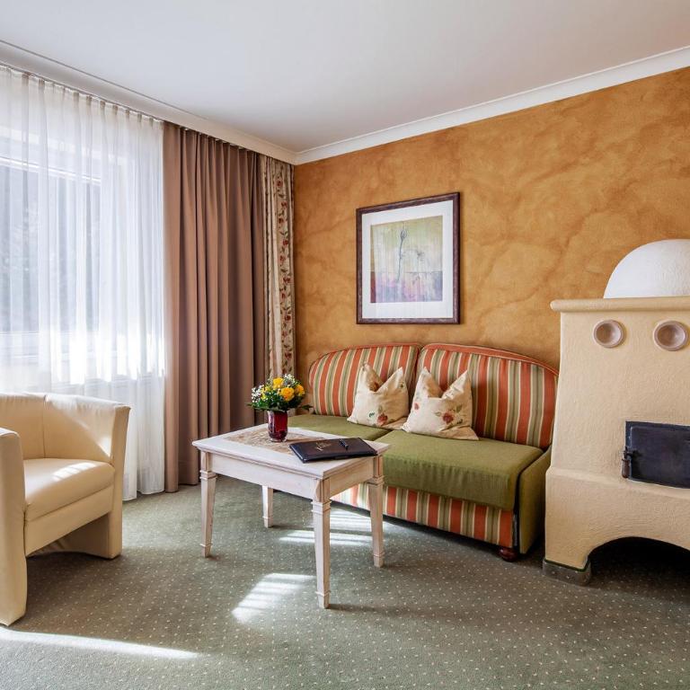Sport- und Vitalhotel Seppl - Apartment mit Blick auf die Berge - 1