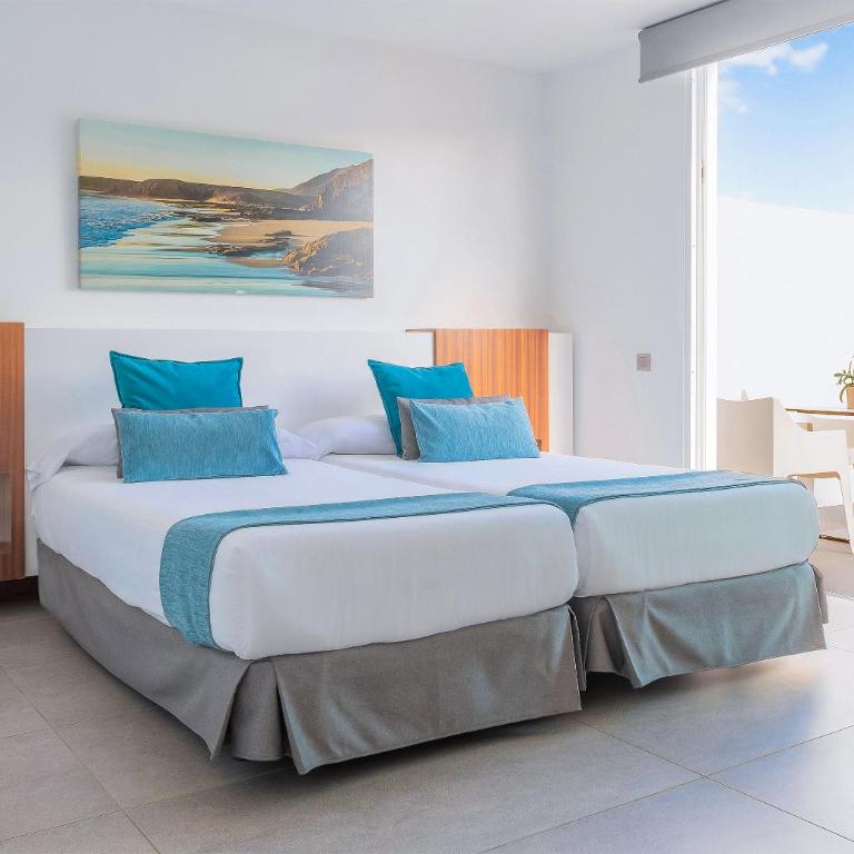 Hyde Park Lane Villas - Deluxe Three-Bedroom Villa with Private Pool - 13