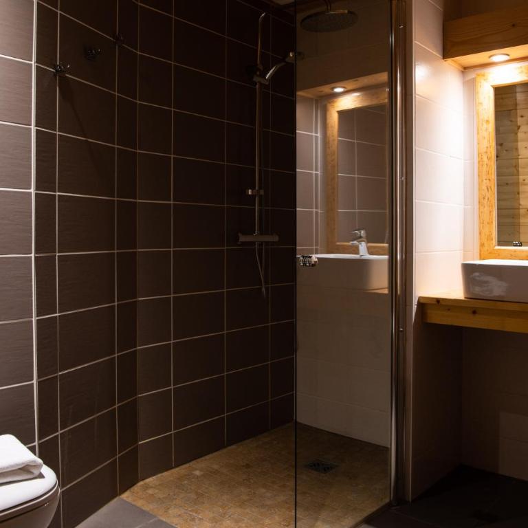 L'Alpage - Quintuple Room - 1