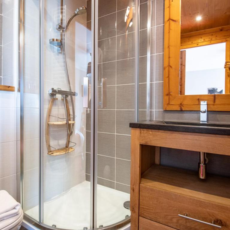 L'Alpage - Quadruple Room - 8