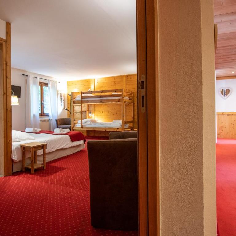 L'Alpage - Quintuple Room - 6