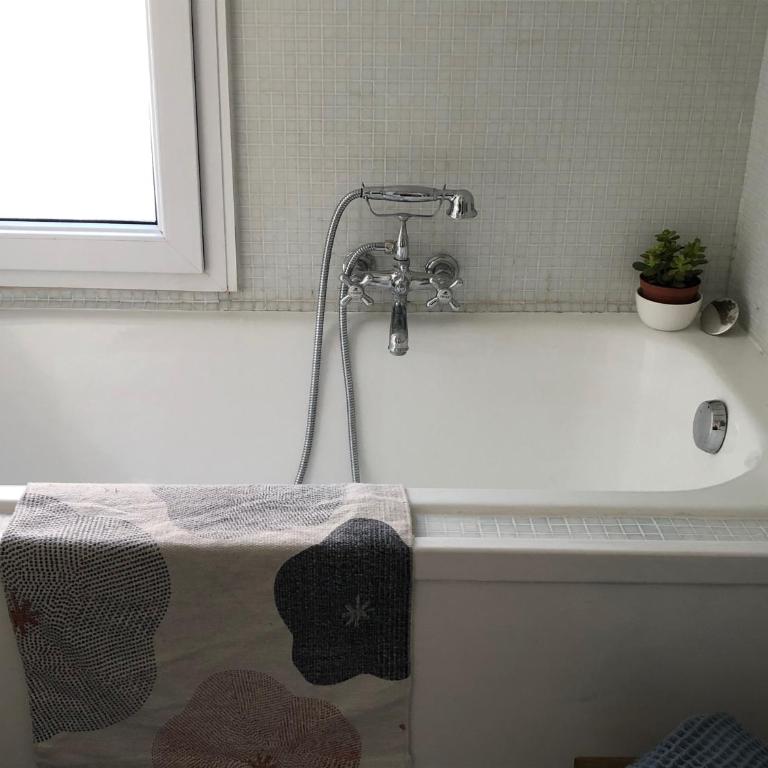 PARIS Petit appartement lumineux et atypique - Appartamento con 1 Camera da Letto - 27