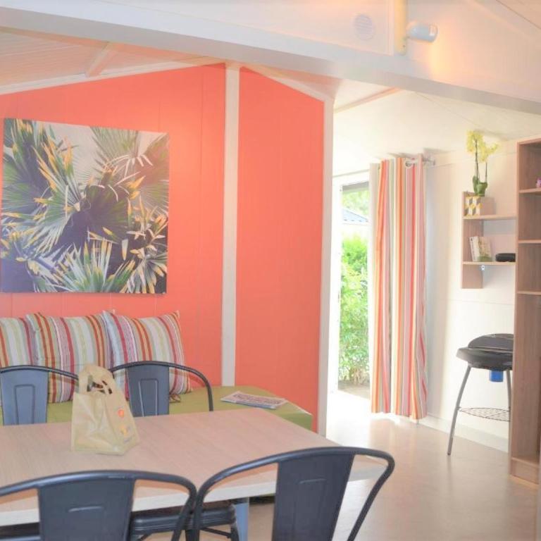 Camping La Pinède Enchantée - Gîte (4 Adultes) - 8