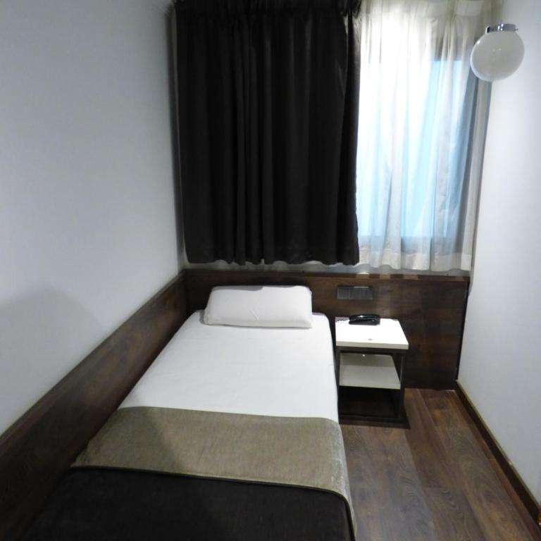 Moderno - Single Room - 13
