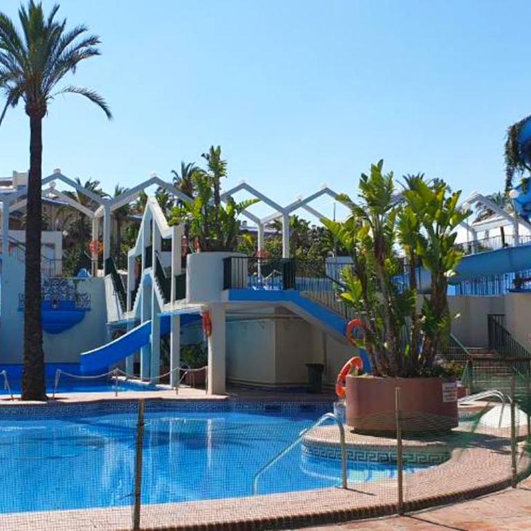 BENAL BEACH Sea View with Excellent Wifi - One-Bedroom Apartment - 45