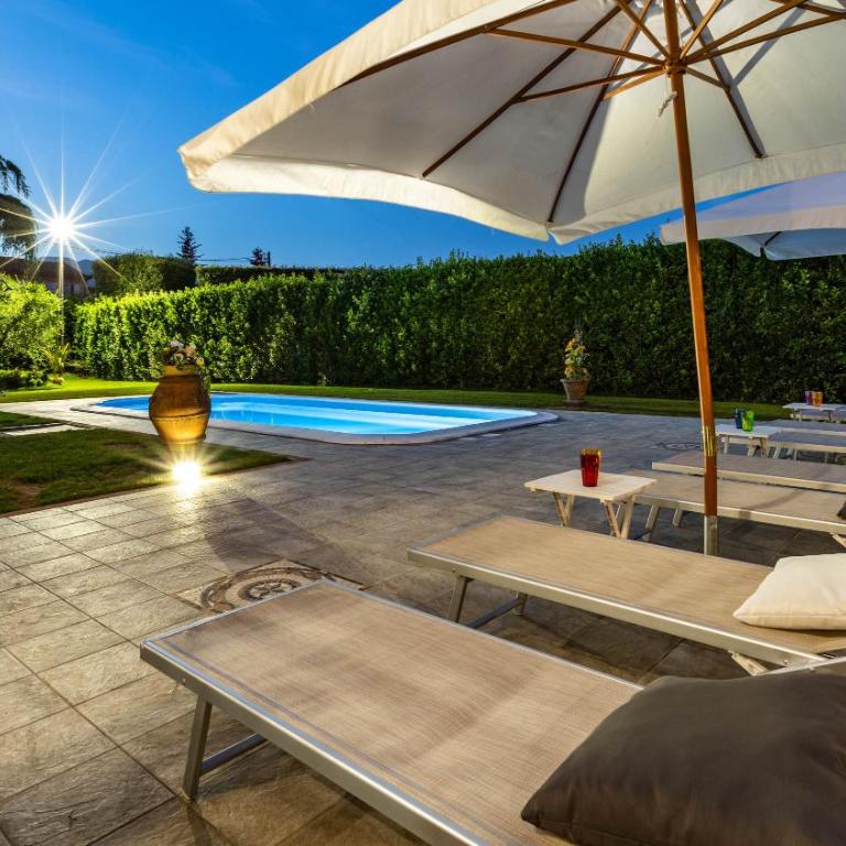 VILLA LUIGINA 8, Emma Villas - Villa con 4 Camere da Letto - 68